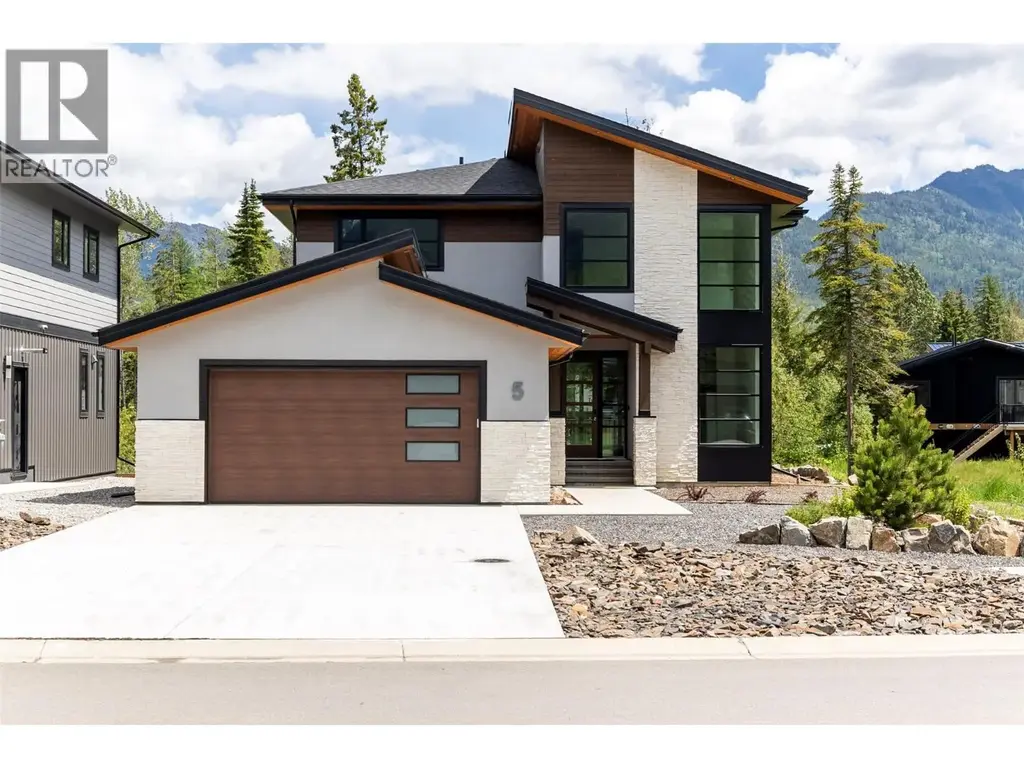 5 Mammoth Drive, Fernie